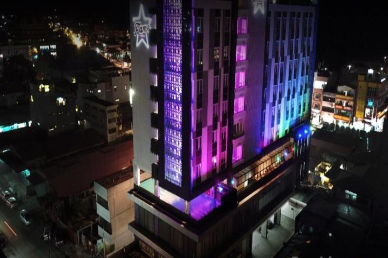 Fox Hotel Jayapura Ngoại thất bức ảnh