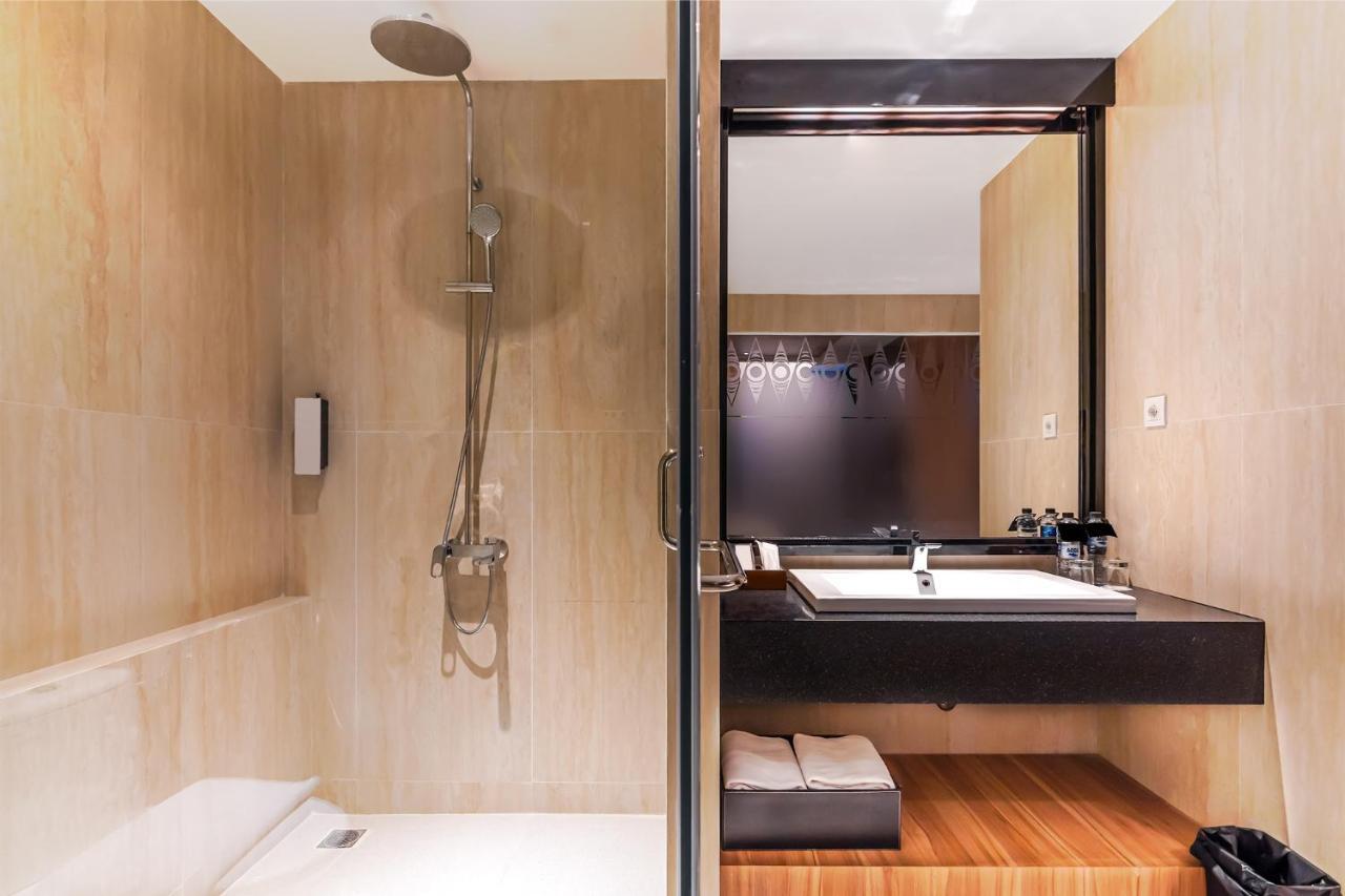 Fox Hotel Jayapura Ngoại thất bức ảnh