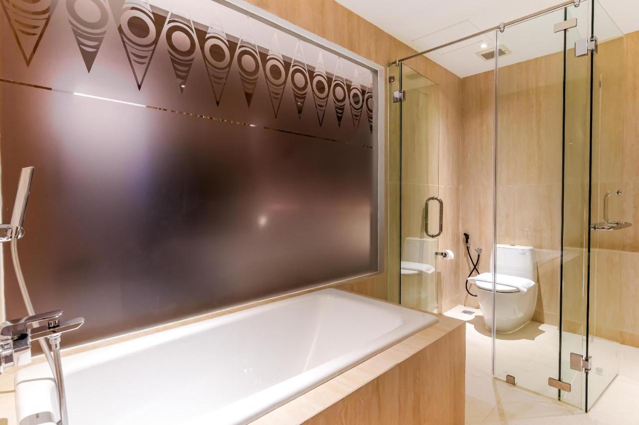 Fox Hotel Jayapura Ngoại thất bức ảnh